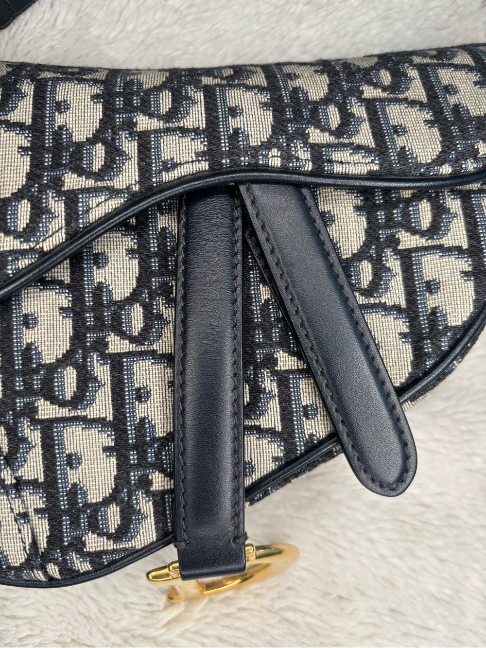 Christian Dior Vintage Oblique Saddle Bag Navy Trotter Monogram Gold Hardware - Picture 9 of 16
